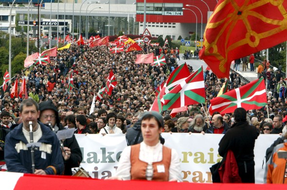 Marcha organizada por el Foro de Debate Nacional.EFE